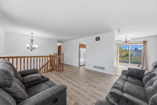 496 Braeburn Drive, Shakopee, MN 55379