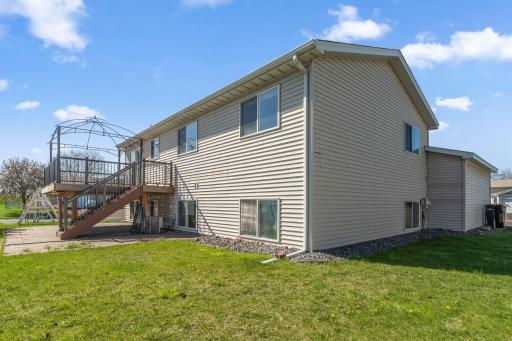 496 Braeburn Drive, Shakopee, MN 55379