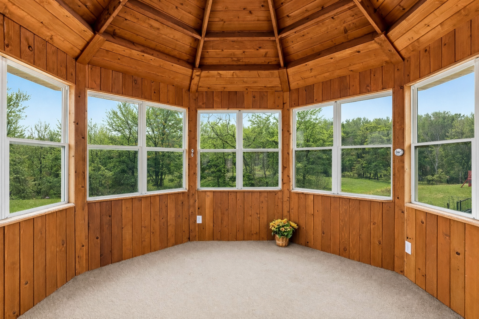 gazebo/3-season porch surrounded by tranquil nature views