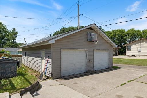 602 8th Street NW, Chisholm, MN 55719
