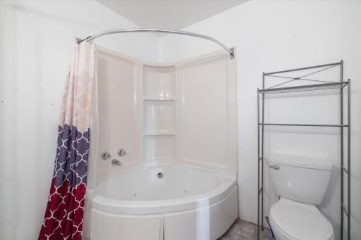 602 8th Street NW, Chisholm, MN 55719
