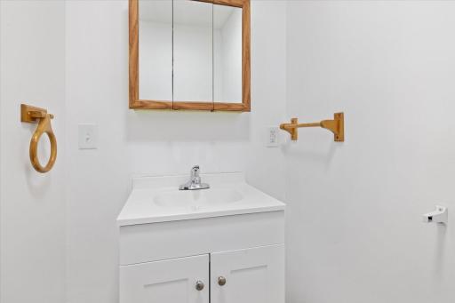 602 8th Street NW, Chisholm, MN 55719