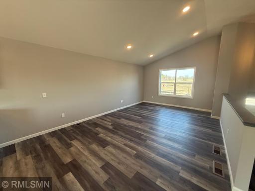 1548 Meadows Drive NE, East Bethel, MN 55011