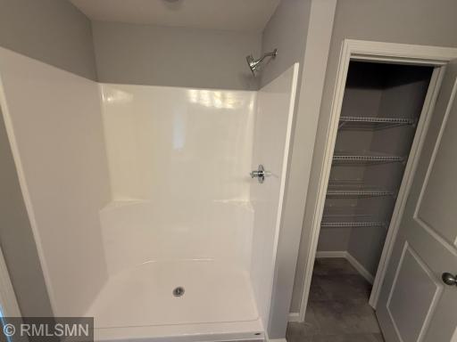 1548 Meadows Drive NE, East Bethel, MN 55011