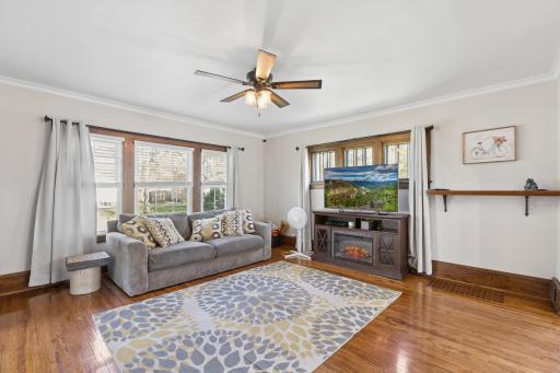 1715 Greeley Avenue N, Glencoe, MN 55336