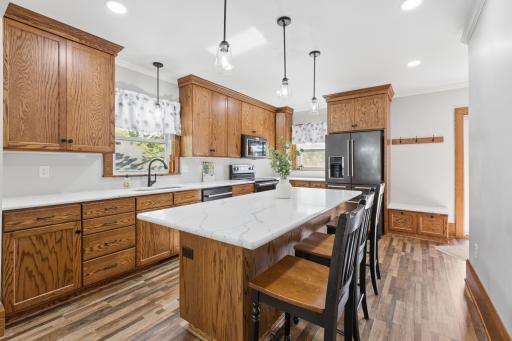 1715 Greeley Avenue N, Glencoe, MN 55336