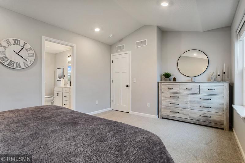 Master Bedroom 2.jpg