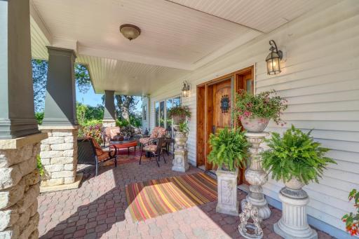 1812 E Shore Drive, Detroit Lakes, MN 56501