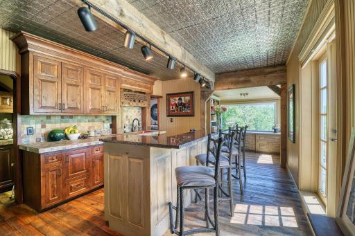 1812 E Shore Drive, Detroit Lakes, MN 56501