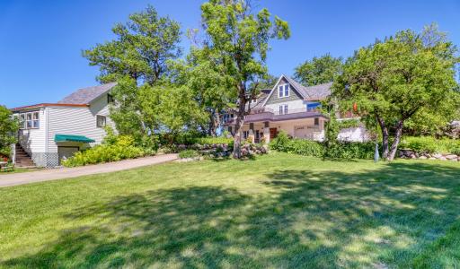1812 E Shore Drive, Detroit Lakes, MN 56501