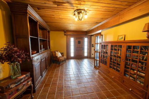 1812 E Shore Drive, Detroit Lakes, MN 56501