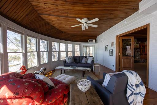 1812 E Shore Drive, Detroit Lakes, MN 56501