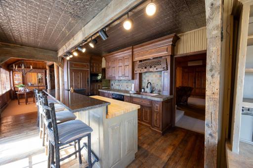 1812 E Shore Drive, Detroit Lakes, MN 56501