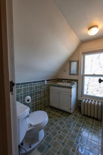 1812 E Shore Drive, Detroit Lakes, MN 56501