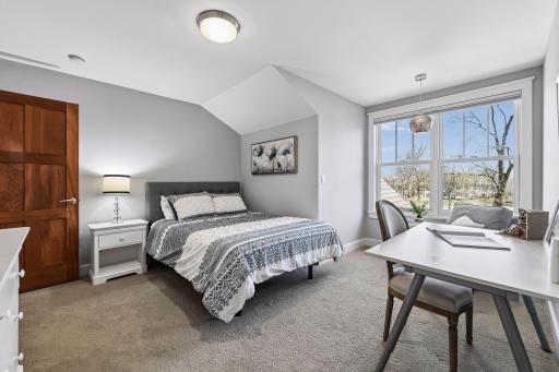 154 Babcock Lane, Wayzata, MN 55391