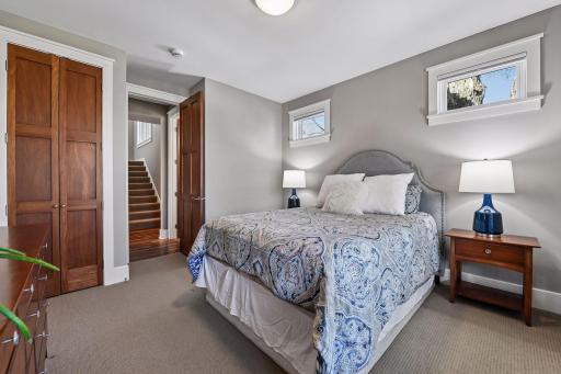 154 Babcock Lane, Wayzata, MN 55391
