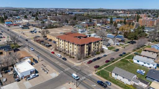 1022 W Villard Street, Dickinson, ND 58601