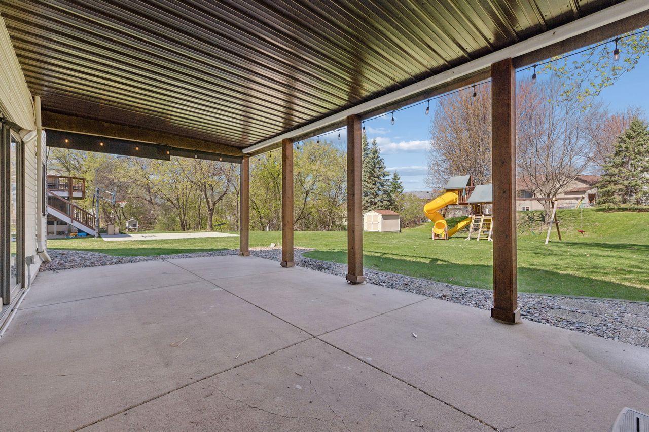 Another view of the porch which is the same size as the upper level deck.