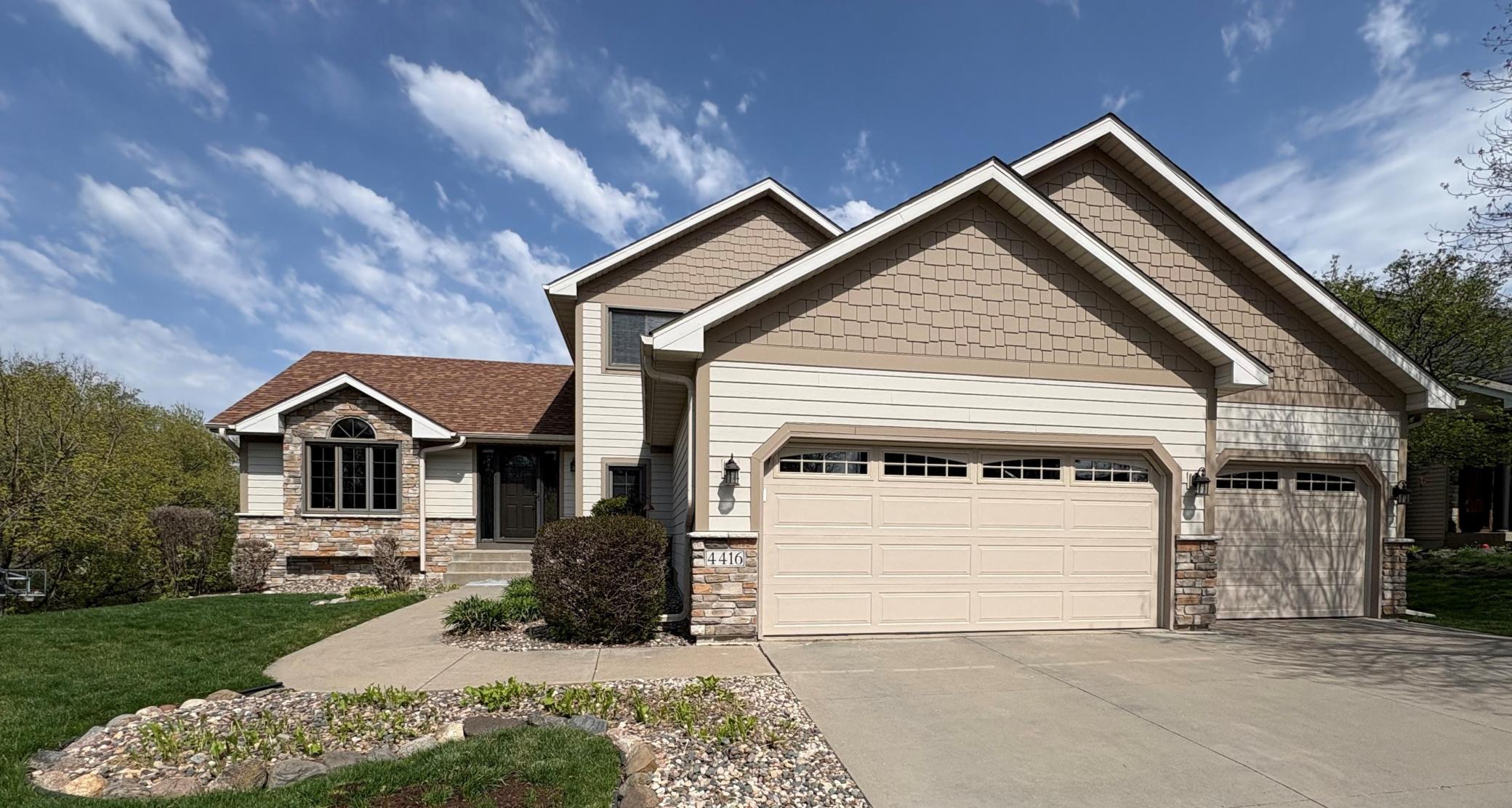 Welcome Home - this 5 bedroom, 4 bathroom is looking forward to its new owner!