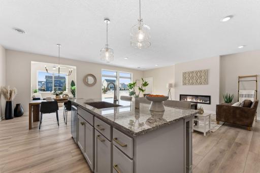 17714 Everest Avenue, Lakeville, MN 55044