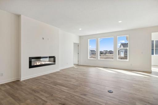 17763 Ellsworth Drive, Lakeville, MN 55044