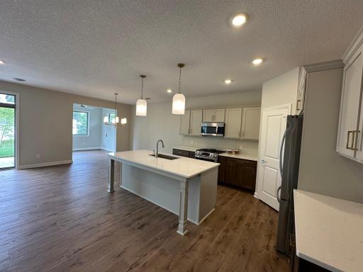 17725 Everest Avenue, Lakeville, MN 55044