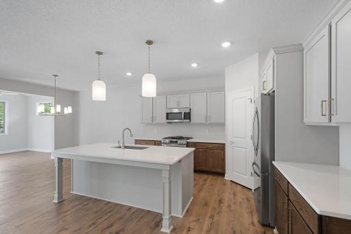 17725 Everest Avenue, Lakeville, MN 55044
