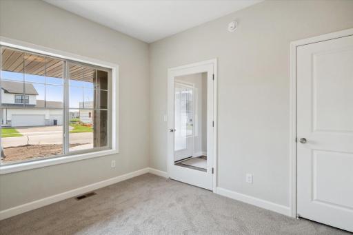 5956 Upper 179th Street W, Lakeville, MN 55044