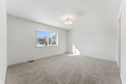 5956 Upper 179th Street W, Lakeville, MN 55044