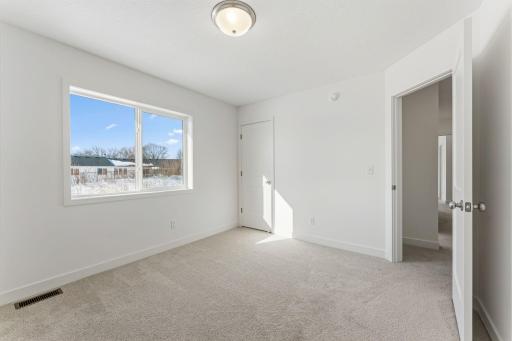 5956 Upper 179th Street W, Lakeville, MN 55044
