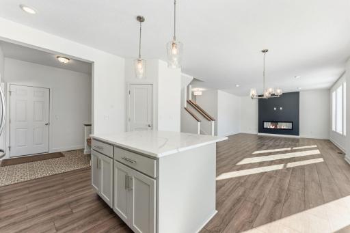 5956 Upper 179th Street W, Lakeville, MN 55044