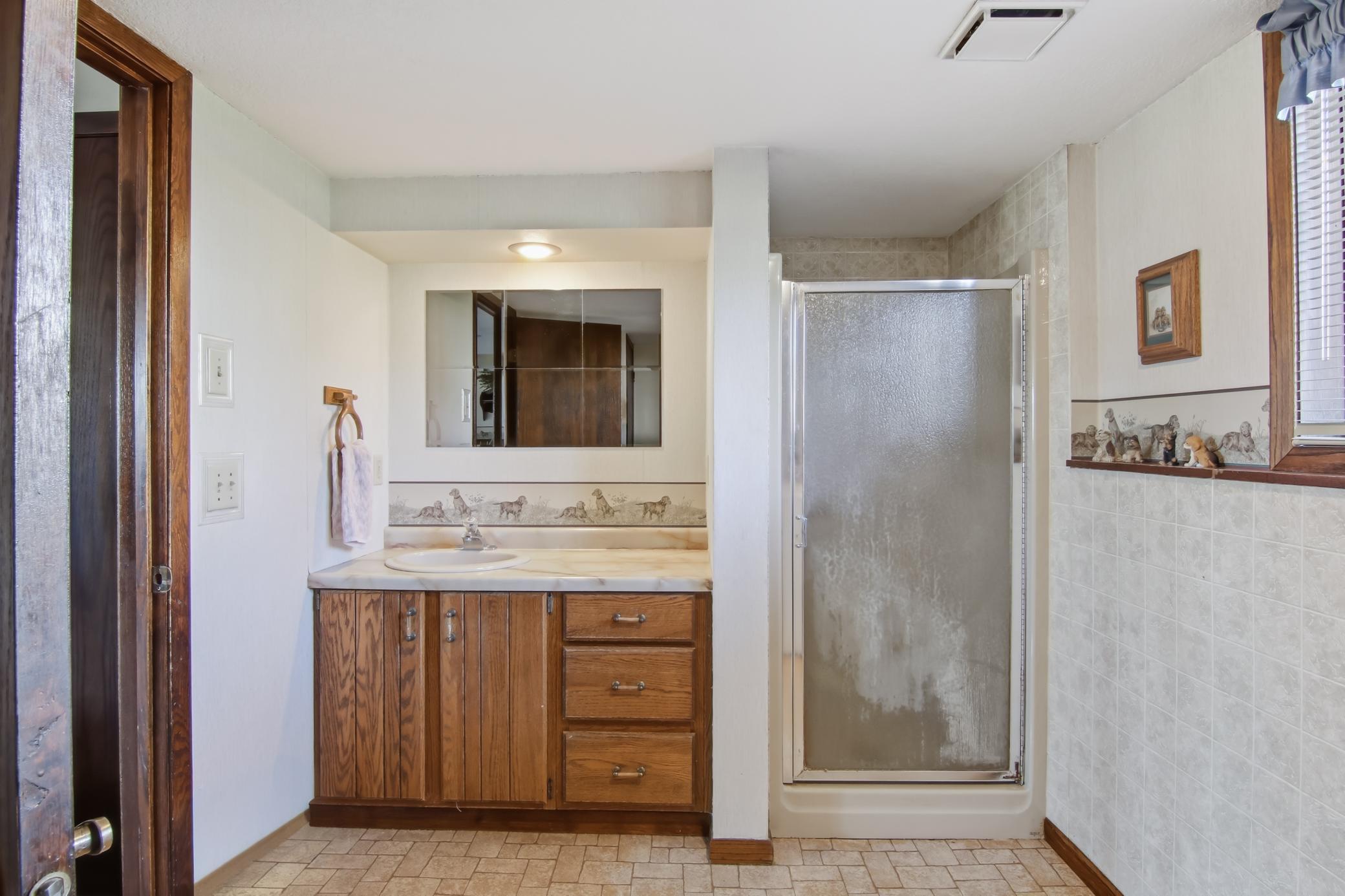 12B-Bathroom-1-jpg.jpg