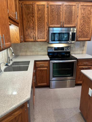 17703 Landmark Court, Lakeville, MN 55044