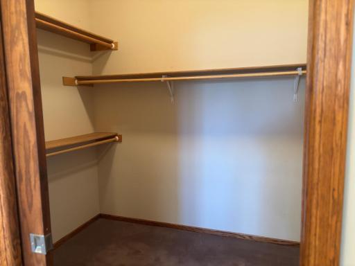 17703 Landmark Court, Lakeville, MN 55044