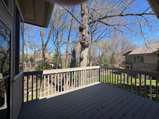 17703 Landmark Court, Lakeville, MN 55044
