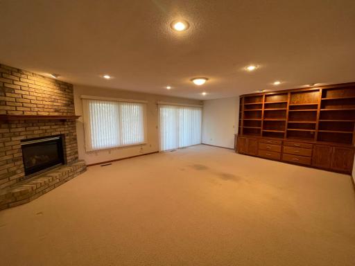 17703 Landmark Court, Lakeville, MN 55044