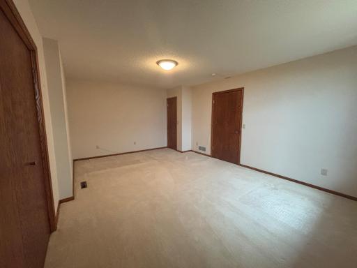 17703 Landmark Court, Lakeville, MN 55044
