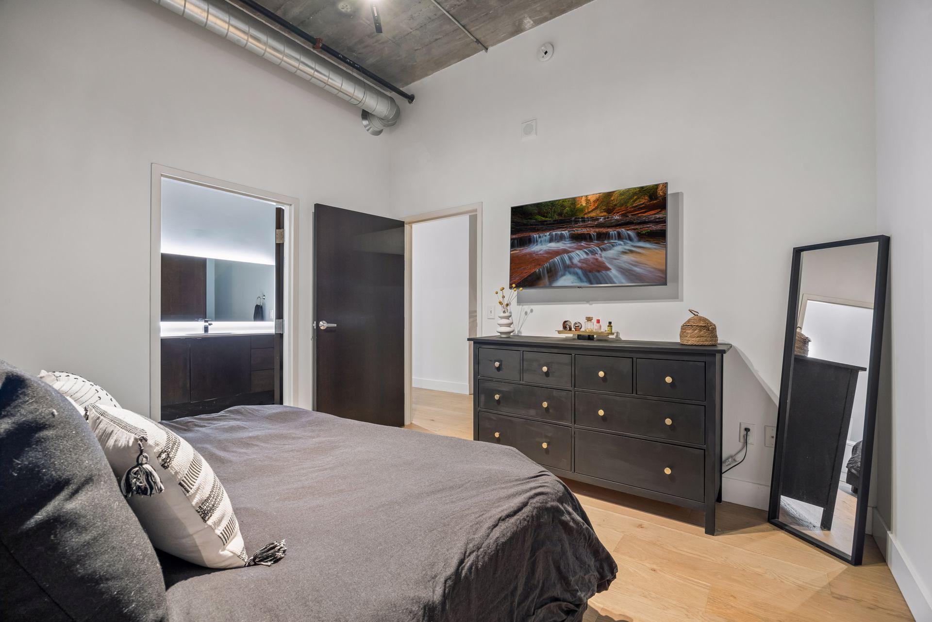 618 North Washington Avenue - Spacecrafting - 0038.jpg