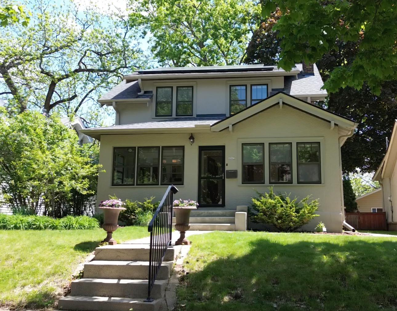 4645 33rd ave so Mpls