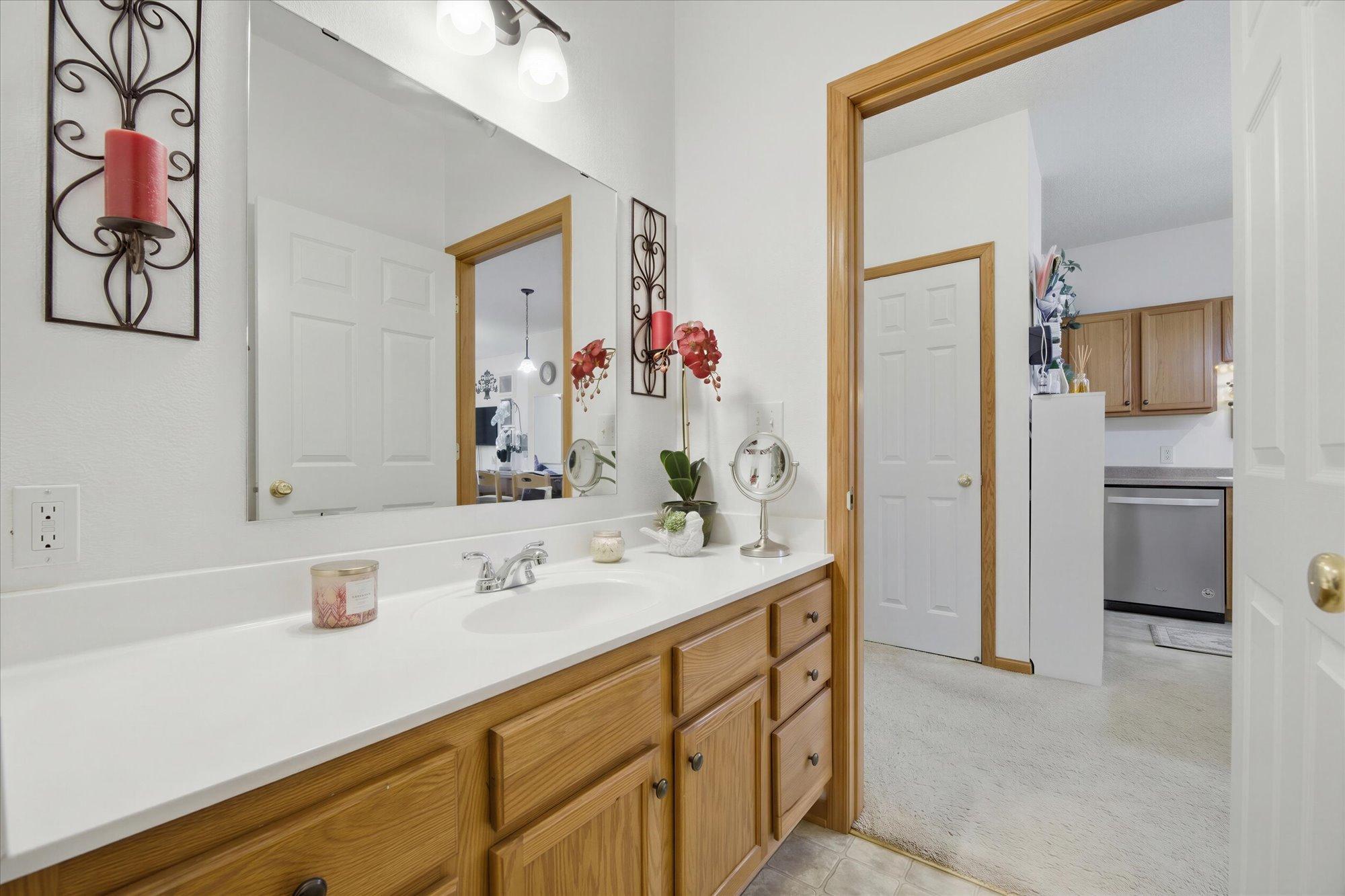 27-1776 Maryland Ave East #106 Saint Paul 55106_27.jpg