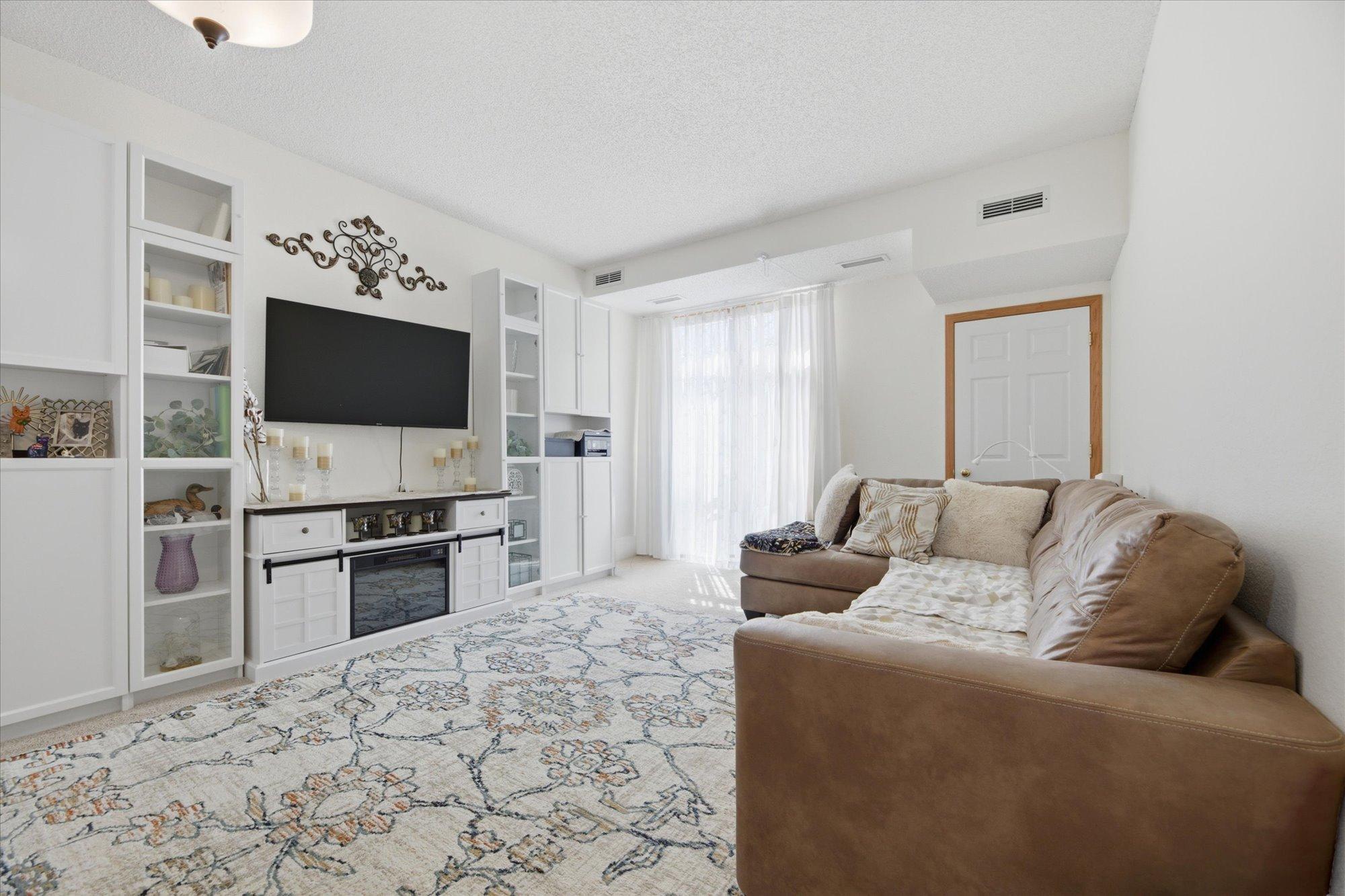 17-1776 Maryland Ave East #106 Saint Paul 55106_17.jpg