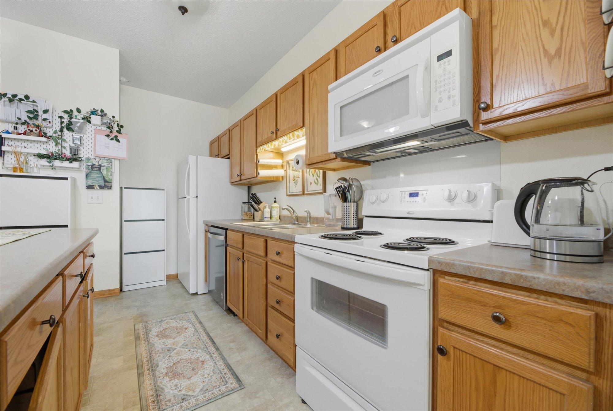 16-1776 Maryland Ave East #106 Saint Paul 55106_16.jpg