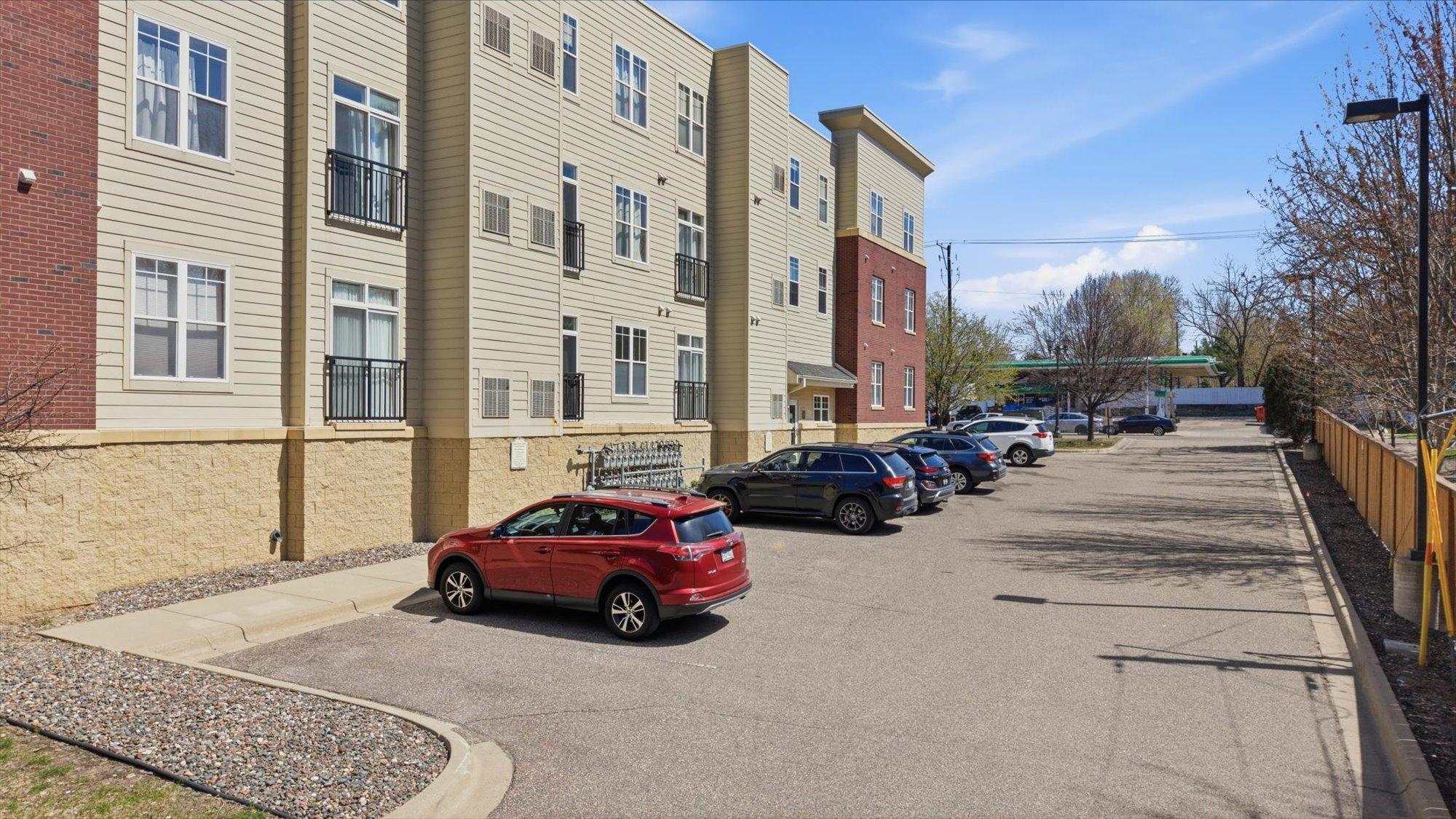 06-1776 Maryland Ave East #106 Saint Paul 55106_06.jpg