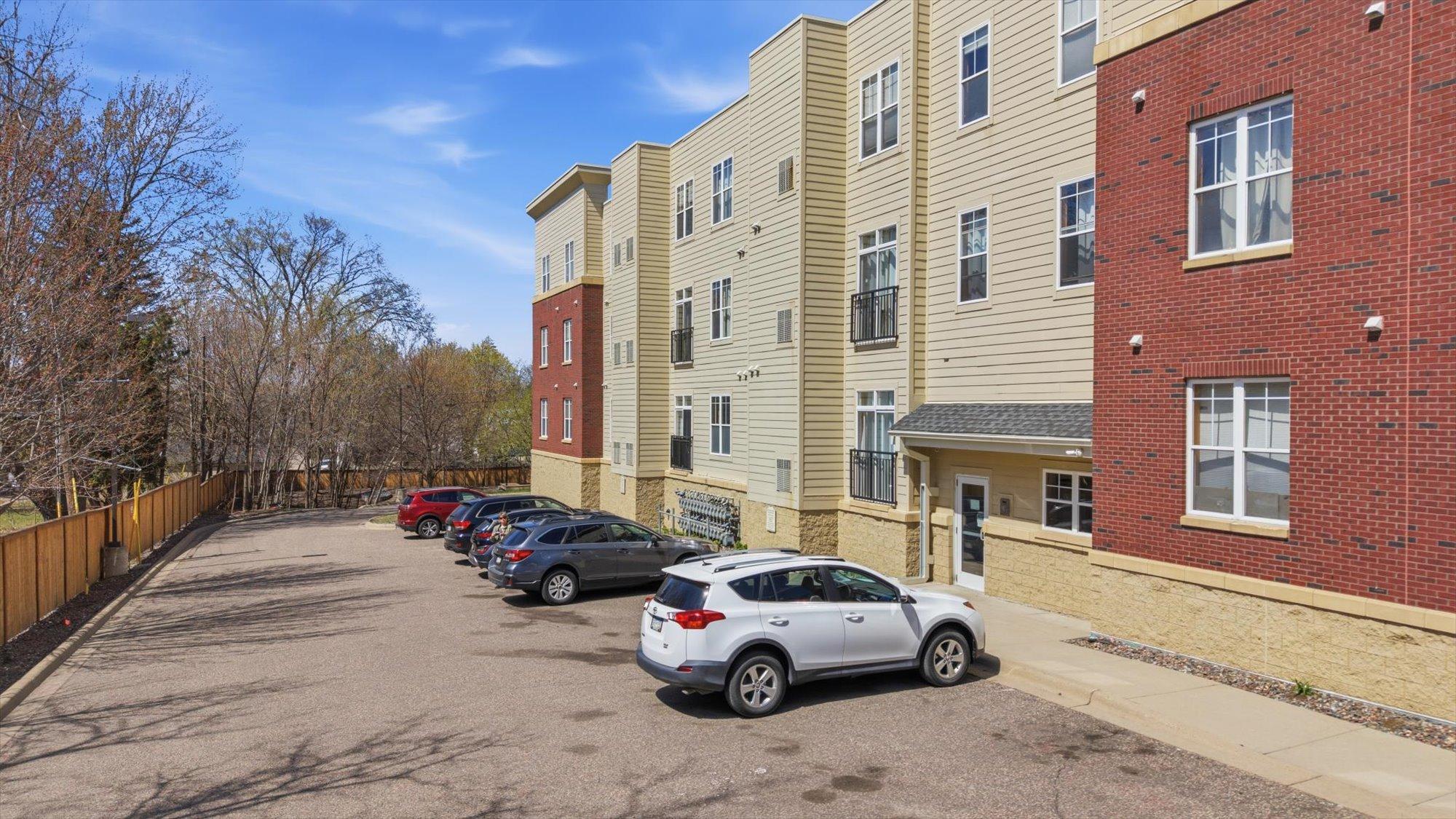 04-1776 Maryland Ave East #106 Saint Paul 55106_04.jpg