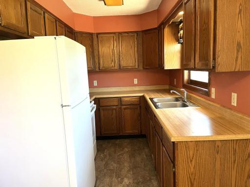 408 Geraldine Street, Fairmont, MN 56031