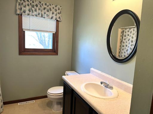 408 Geraldine Street, Fairmont, MN 56031