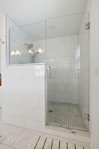 4433 Washburn Avenue S, Minneapolis, MN 55410