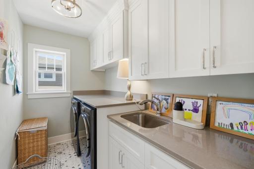 4433 Washburn Avenue S, Minneapolis, MN 55410