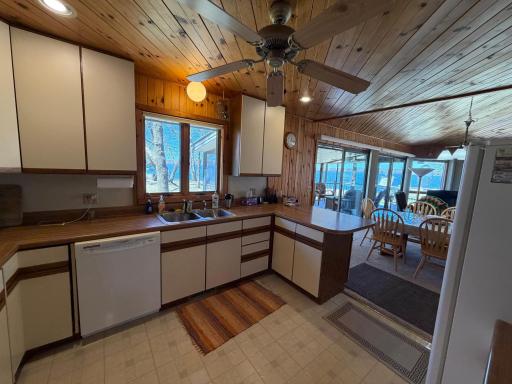 30658 Lake Eleven Drive, Sandstone, MN 55072