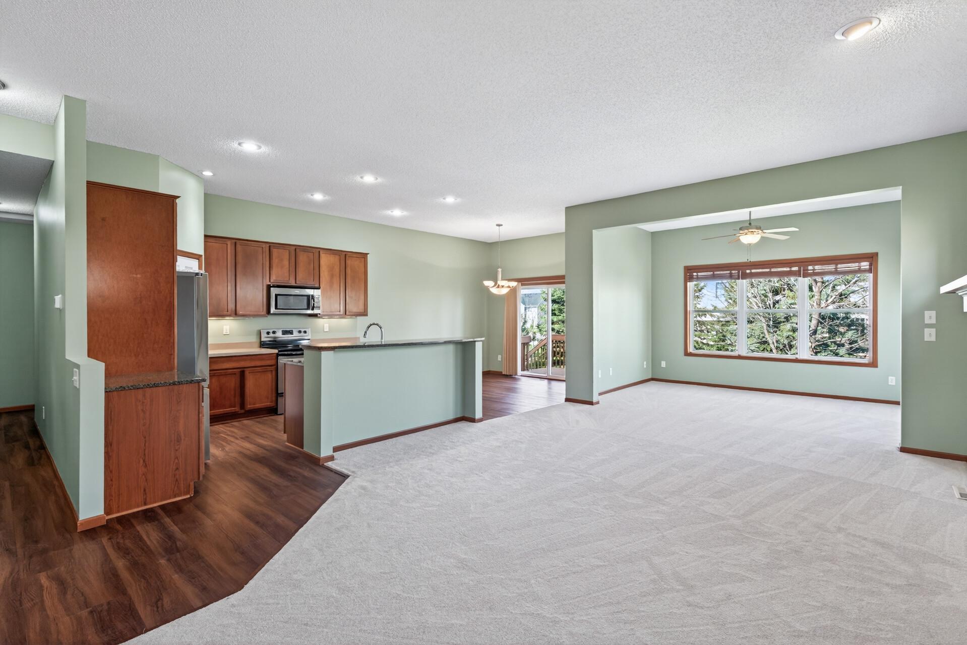 04_17281_Eagleview4_mls.jpg